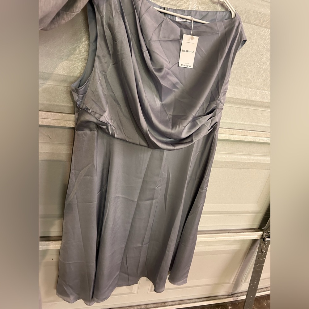 Wearvest Gray Midi Dress